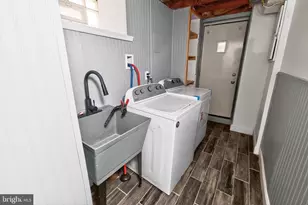 7436 Belden St, Philadelphia, PA 19111 - Photo 33