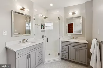 858 E Thompson Street, Philadelphia, PA 19125 - Photo 39