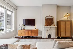 858 E Thompson St, Philadelphia, PA 19125 - Photo 13