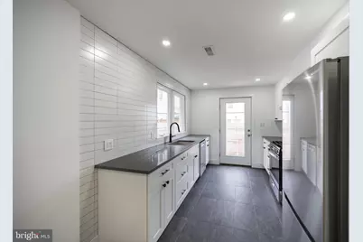 2009 E Cumberland Street, Philadelphia, PA 19125 - Photo 5