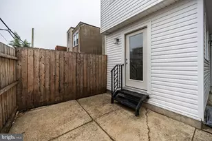 2009 E Cumberland St, Philadelphia, PA 19125 - Photo 9