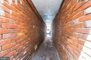 1616 Webster St, Philadelphia, PA 19146 - Photo 19