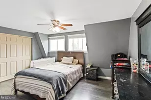 1043 Foster St, Philadelphia, PA 19116 - Photo 19