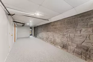 471 E Pleasant St, Philadelphia, PA 19119 - Photo 19