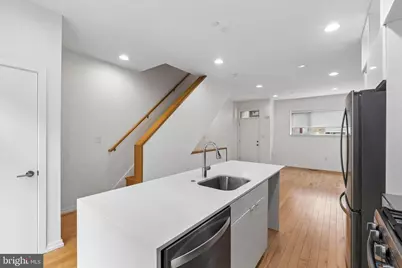 936 N Leithgow Street, Philadelphia, PA 19123 - Photo 5