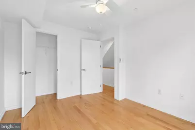 936 N Leithgow Street, Philadelphia, PA 19123 - Photo 13