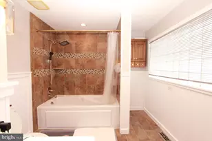 2738 Axe Factory Rd, Philadelphia, PA 19152 - Photo 21