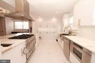 2738 Axe Factory Rd, Philadelphia, PA 19152 - Photo 15