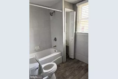 2439 S Clarion Street, Philadelphia, PA 19148 - Photo 5