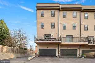 330 Wright St, Philadelphia, PA 19128 - Photo 51