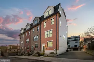 330 Wright St, Philadelphia, PA 19128 - Photo 47