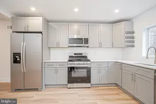 817 Pierce St, Philadelphia, PA 19148 - Photo 7