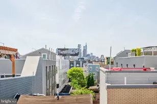 1029 Earl St, Philadelphia, PA 19125 - Photo 21