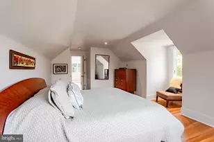 8862 Norwood Ave, Philadelphia, PA 19118 - Photo 9