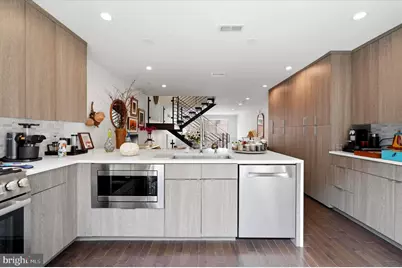 1341 S Garnet Street, Philadelphia, PA 19146 - Photo 15