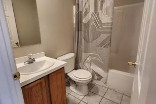 1120 E Susquehanna Ave, Philadelphia, PA 19125 - Photo 17