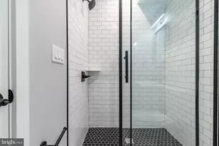 2821 Livingston St, Philadelphia, PA 19134 - Photo 13