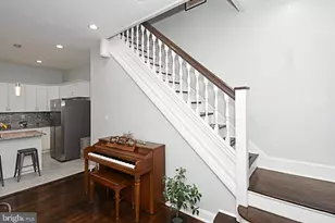 1325 N Redfield St, Philadelphia, PA 19151 - Photo 25