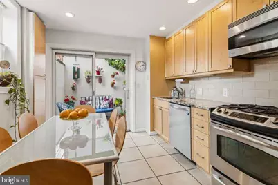 726 S 7th Street, Philadelphia, PA 19147 - Photo 7