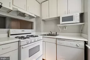 302 Race, Philadelphia, PA 19106 - Photo 7