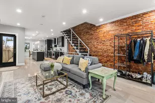 322 N 42nd St, Philadelphia, PA 19104 - Photo 5