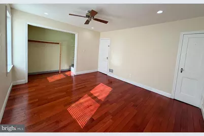 6735 Grovers Avenue, Philadelphia, PA 19142 - Photo 37