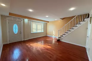 6735 Grovers Ave, Philadelphia, PA 19142 - Photo 11