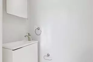 135 East St, Philadelphia, PA 19127 - Photo 9