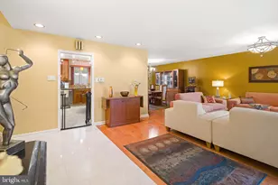 124 Delia Ln, Philadelphia, PA 19115 - Photo 5