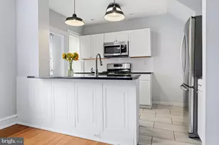 217 W Durand St, Philadelphia, PA 19119 - Photo 13