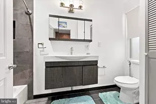 1517 Cambridge St, Philadelphia, PA 19130 - Photo 9