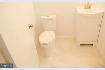 2555 N 33rd Street, Philadelphia, PA 19132 - Photo 11