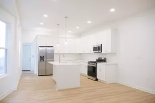 2555 N 33rd St, Philadelphia, PA 19132 - Photo 1