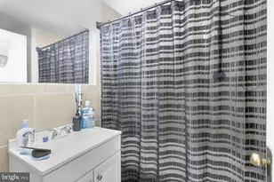 1324 Locust St, Philadelphia, PA 19107 - Photo 7