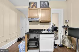 1324 Locust St, Philadelphia, PA 19107 - Photo 3