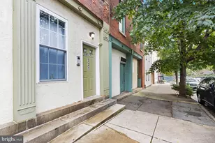 321 N Front St, Philadelphia, PA 19106 - Photo 15