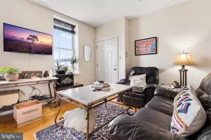 321 N Front St, Philadelphia, PA 19106 - Photo 3