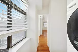 319 S 10th St, Philadelphia, PA 19107 - Photo 3