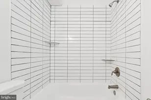 319 S 10th St, Philadelphia, PA 19107 - Photo 5