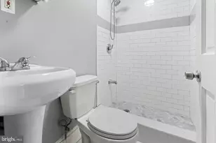 1003 S 13th St, Philadelphia, PA 19147 - Photo 45