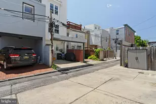 2050 St Albans St, Philadelphia, PA 19146 - Photo 25