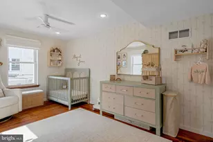 2050 St Albans St, Philadelphia, PA 19146 - Photo 17