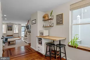 2050 St Albans St, Philadelphia, PA 19146 - Photo 9