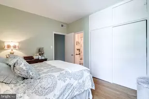 1725 Pine St, Philadelphia, PA 19103 - Photo 33