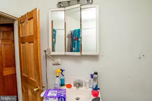 2078 Wilmot St, Philadelphia, PA 19124 - Photo 39