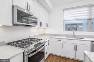 3101 Riseview Ln, Philadelphia, PA 19125 - Photo 9