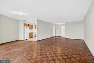 2401 Pennsylvania Ave, Philadelphia, PA 19130 - Photo 11