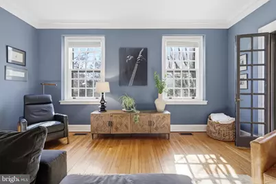 8219 Saint Martins Lane, Philadelphia, PA 19118 - Photo 11