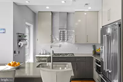 1815 Lombard Street, Philadelphia, PA 19146 - Photo 17
