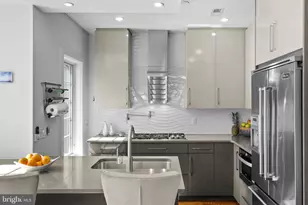 1815 Lombard St, Philadelphia, PA 19146 - Photo 17